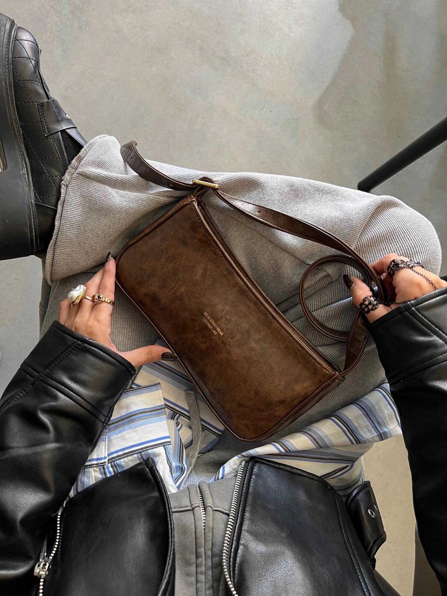 TOKEN BAG LEATHER
