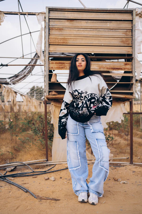 Letters Black*white crewneck