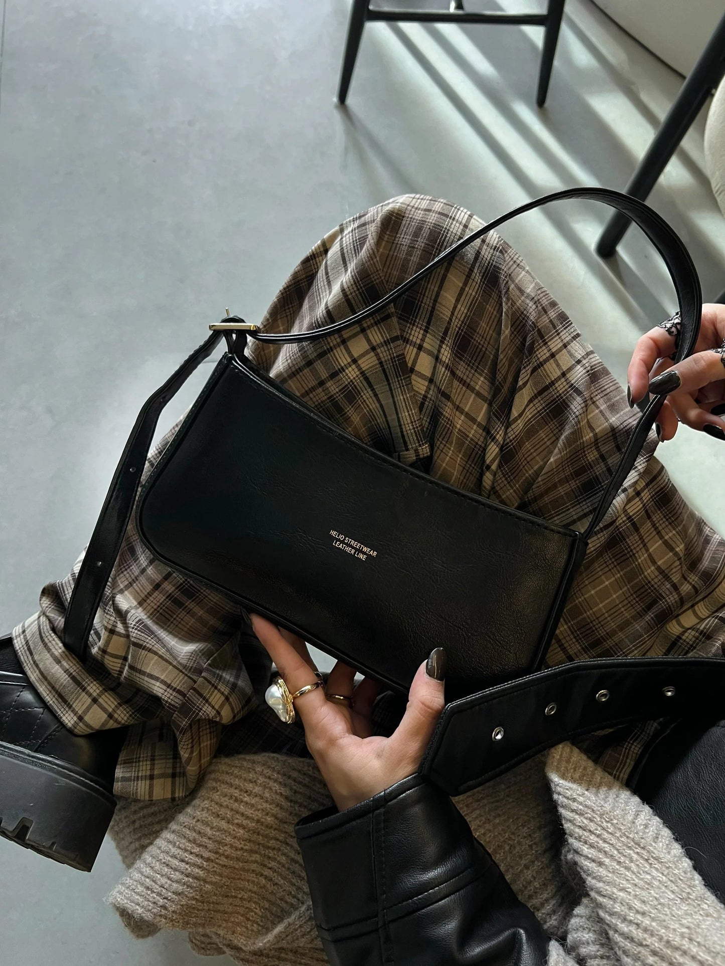 TOKEN BAG LEATHER
