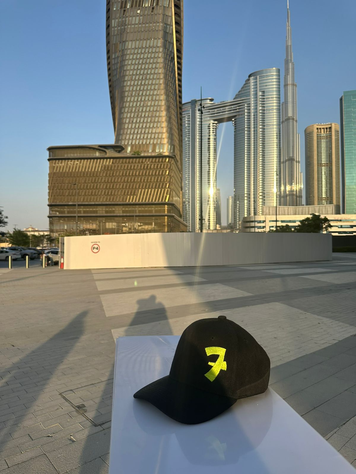 7 Signature Cap