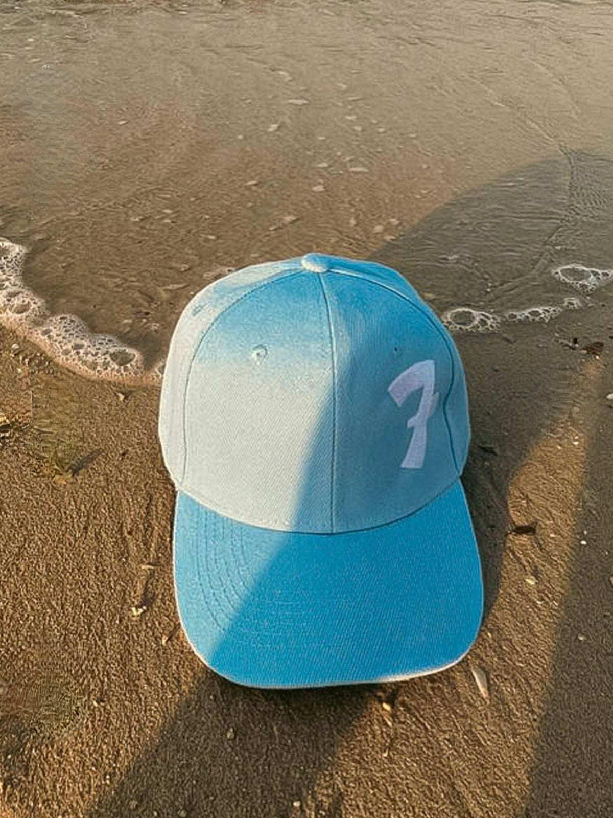 7 Signature Cap
