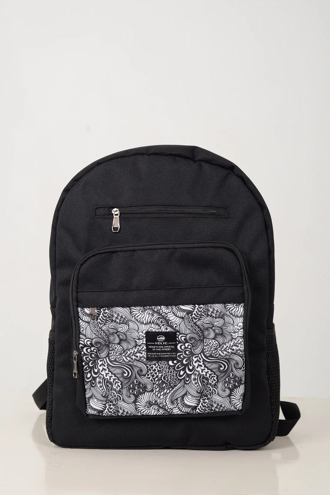 Zentangle Backpack White